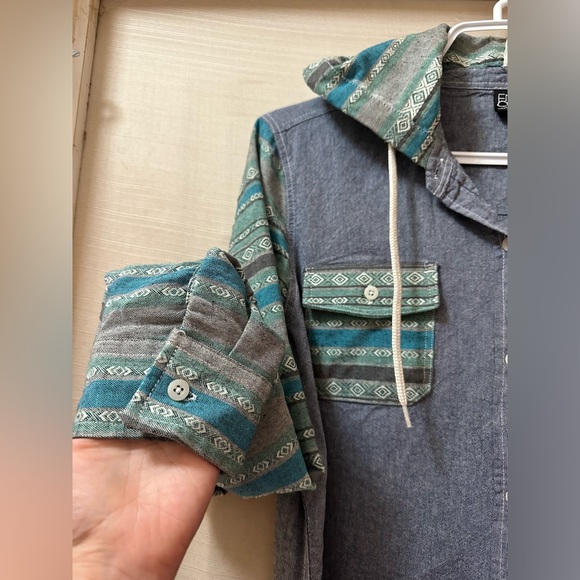 Empyre Hooded Button Shirt Women’s Large Gray Teal Aztec Streetwear Boho Skater - Picture 2 of 7